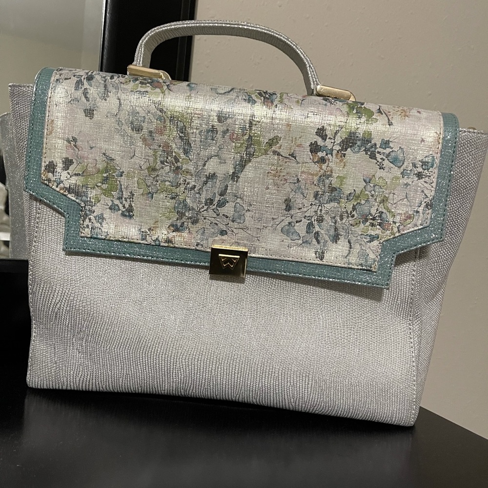 Kelly Wynne Pop the Champagne Satchel Made in the Shade lowest price (no offers)